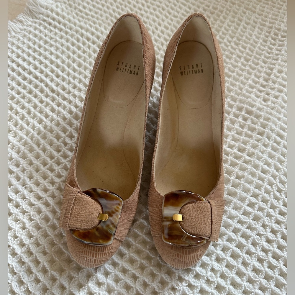 Stuart Weitzman Beige Lizard Embossed Bucalina We… - image 1